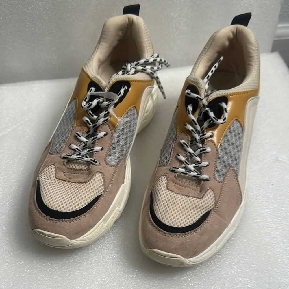 Steve Madden Stylish pink size 9Sneakers in Tan and Yellow - Picture 1 of 8